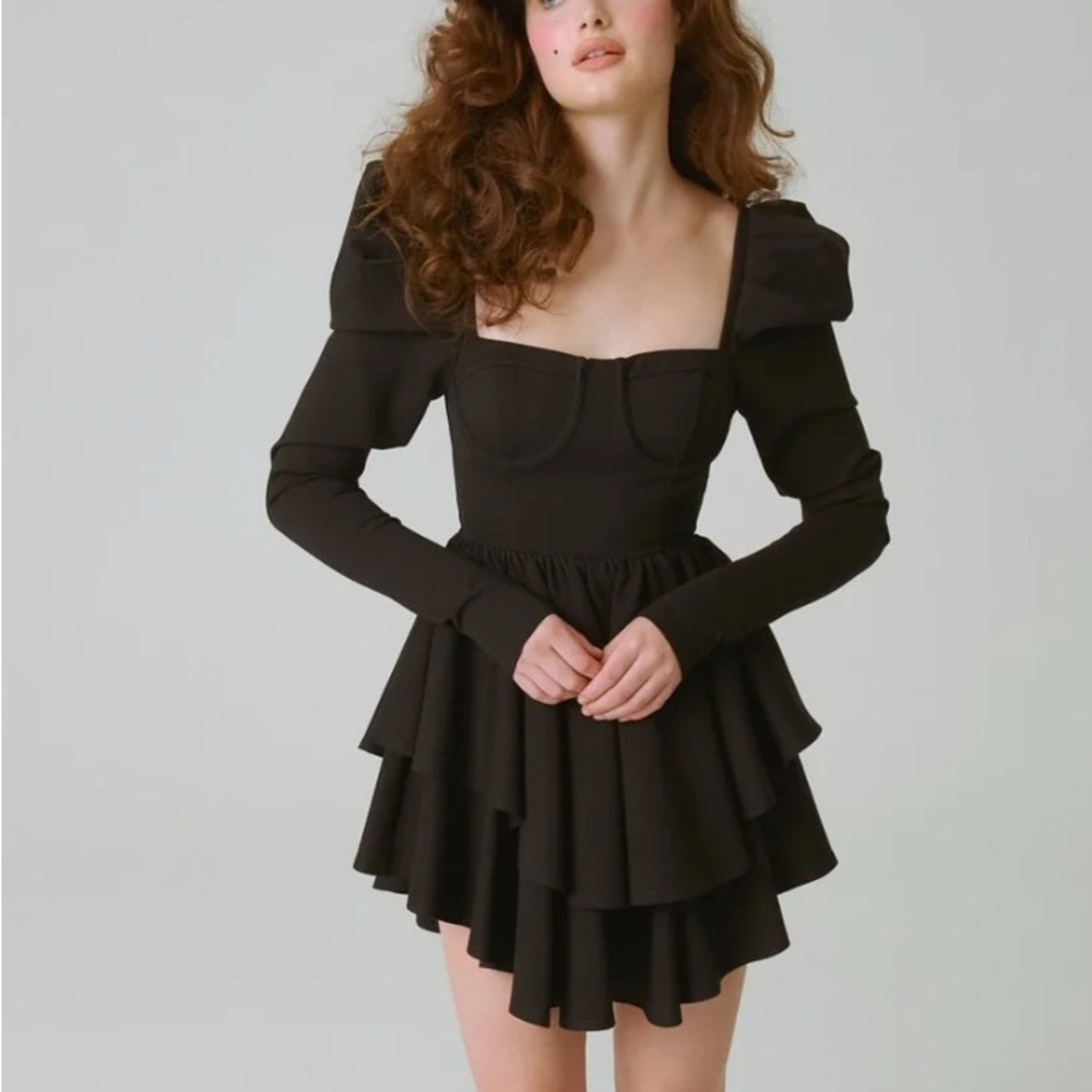 Selkie Elegant Black Long Sleeve Dress